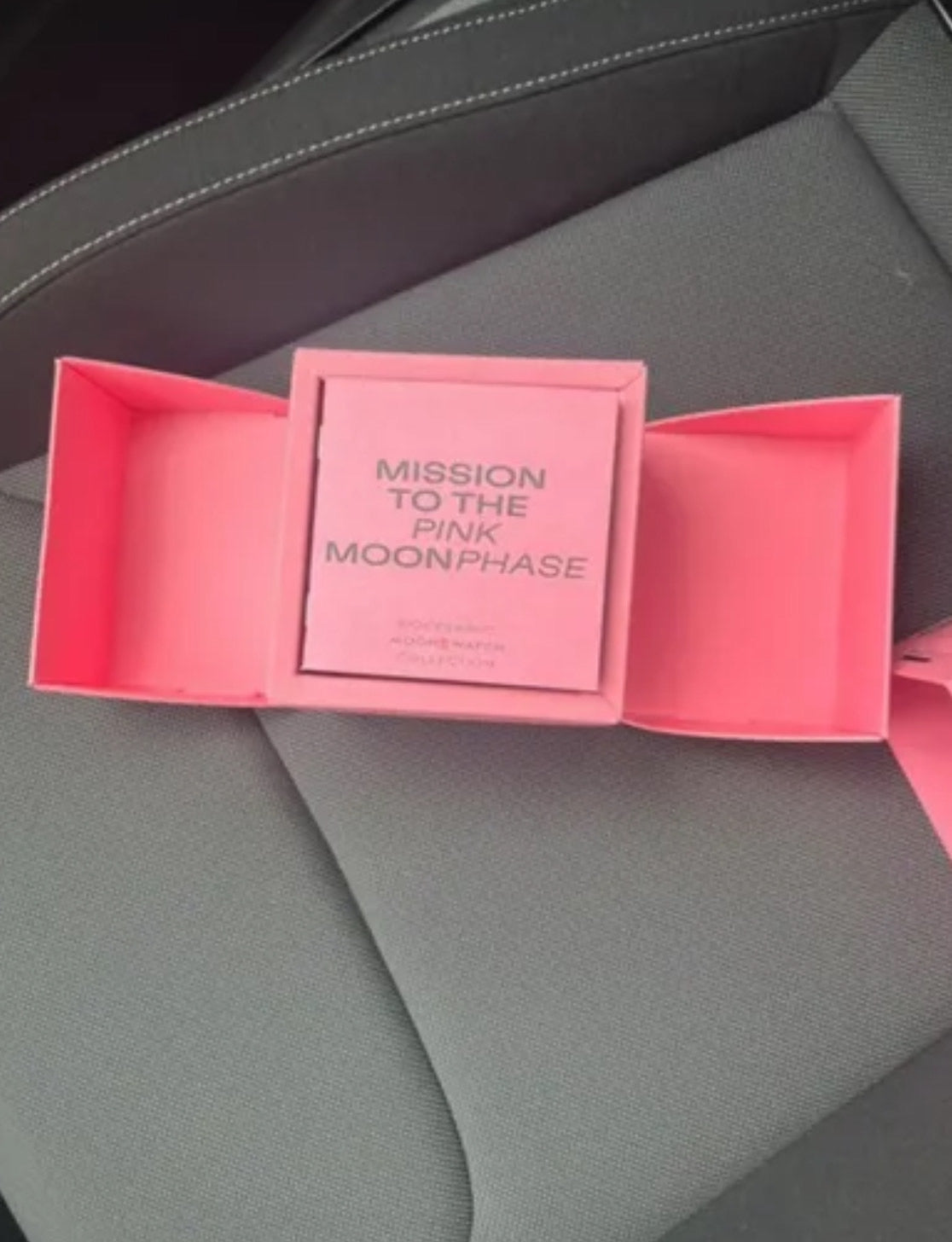 MOONSWATCH MISSION TO PINK - SWATCH X OMEGA BIOCERAMIC